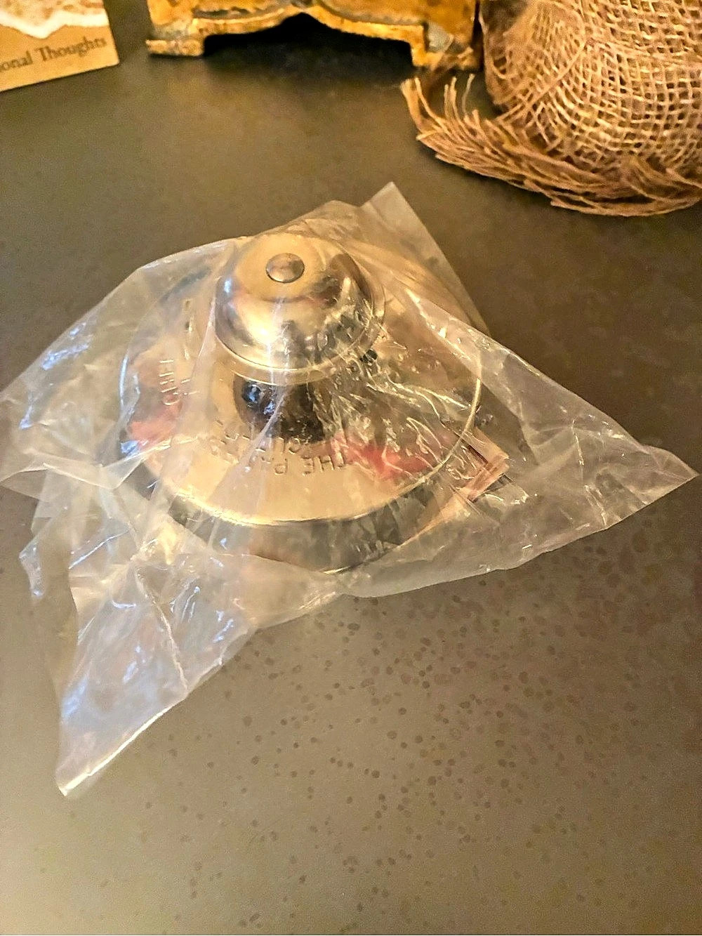Pampered Chef, NEW IN PACKAGE,  Cut and Seal pastry tool cutter. Stainless steel